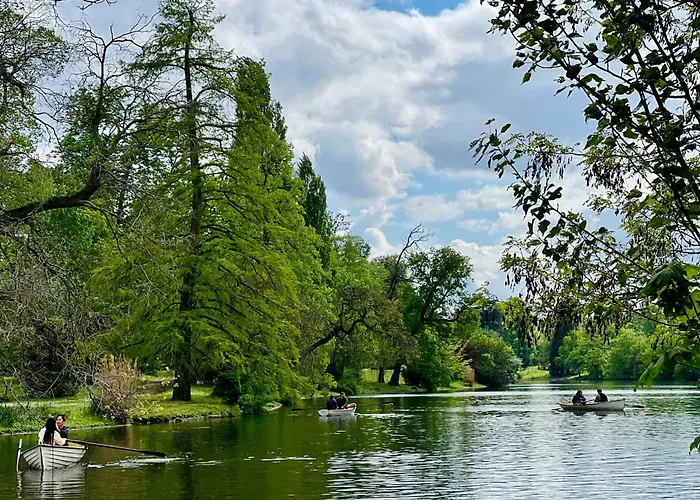 Ideally Located Near The Bois De Vincennes 巴黎